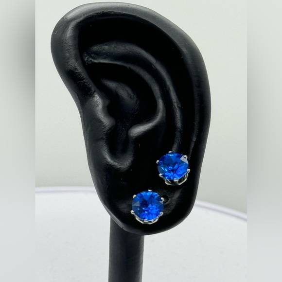 London Blue 8mm Crystal Stud Earrings Made with Swarovski Crystals - Picture 3 of 8